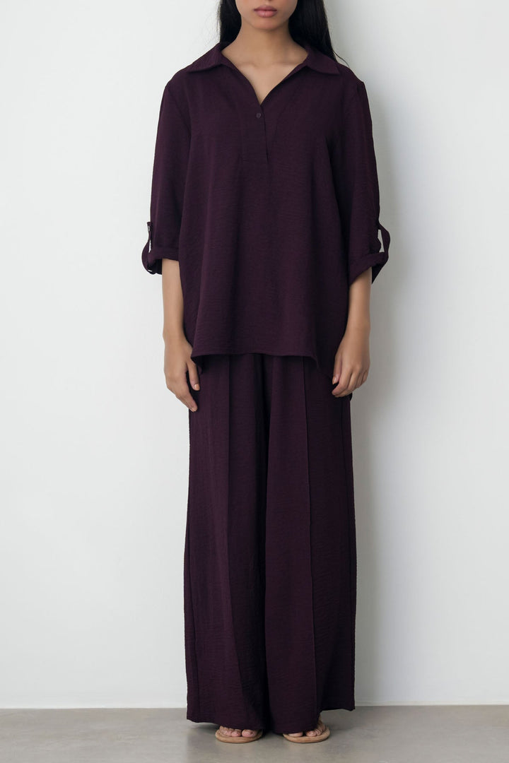 WINE SLINKY HALF PLACKET BLOUSE