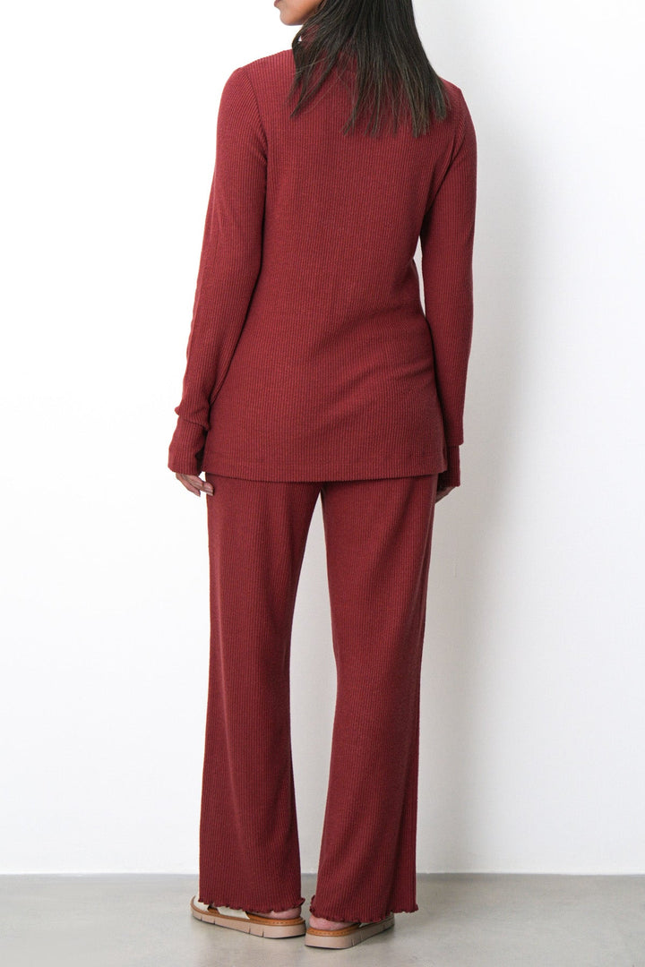 RUST SOFT KNIT PULLOVER