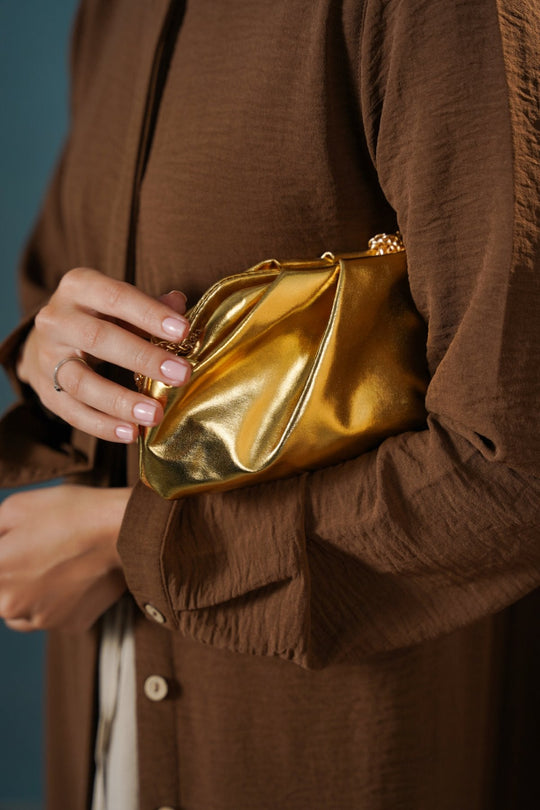 GOLD AFTER PARTY CLUTCH