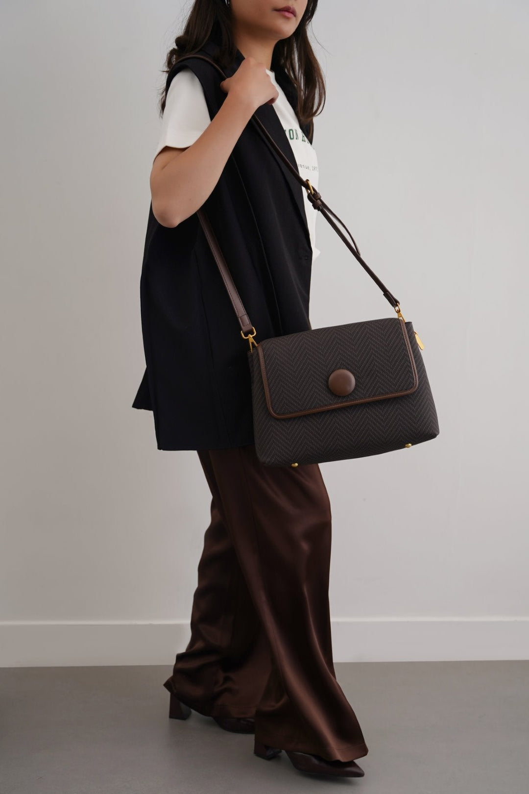 COFFEE BUTTER SHOULDER BAG