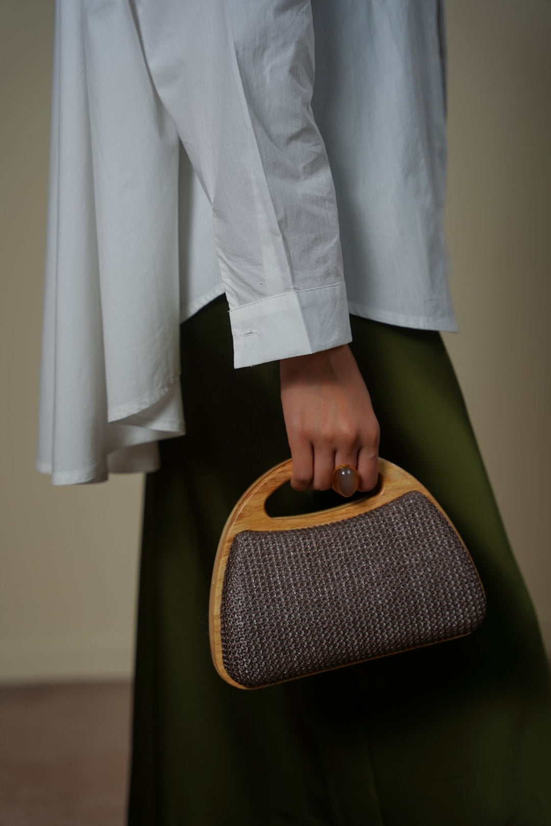 BROWN BRUNCH TOP HANDLE BAG