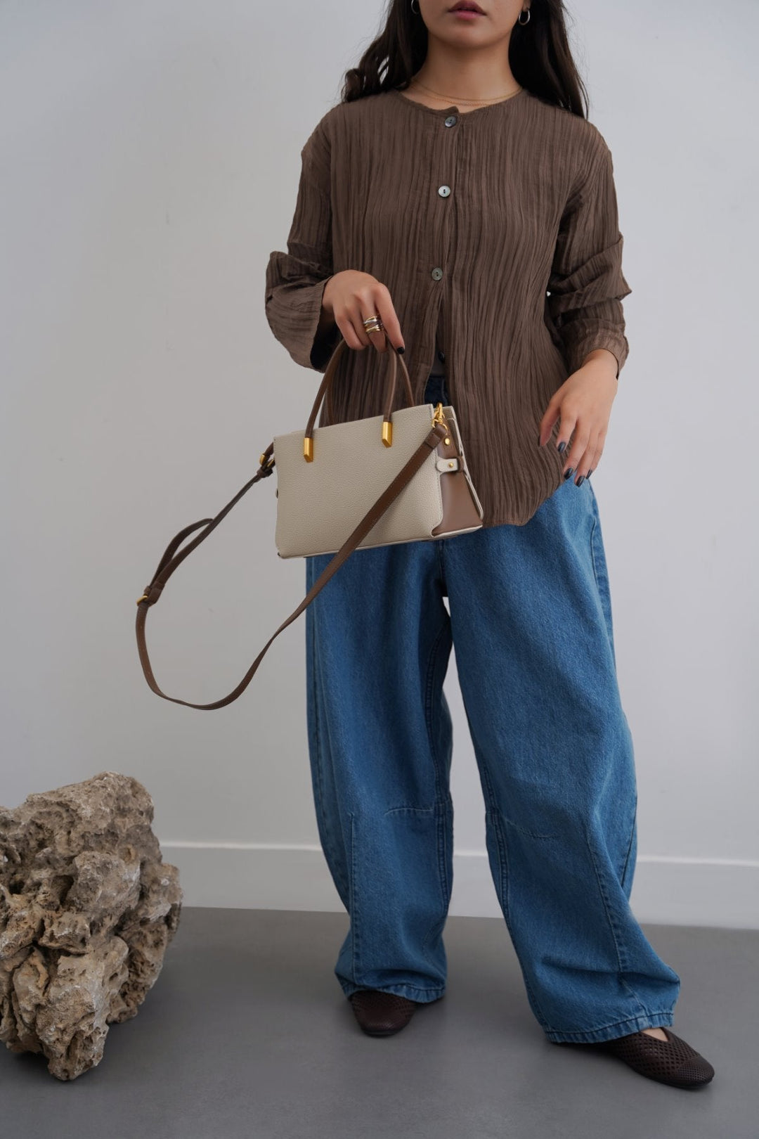 CREAM OAKLAND HANDLE BAG