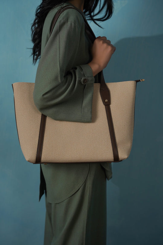 THE ERRAND TOTE