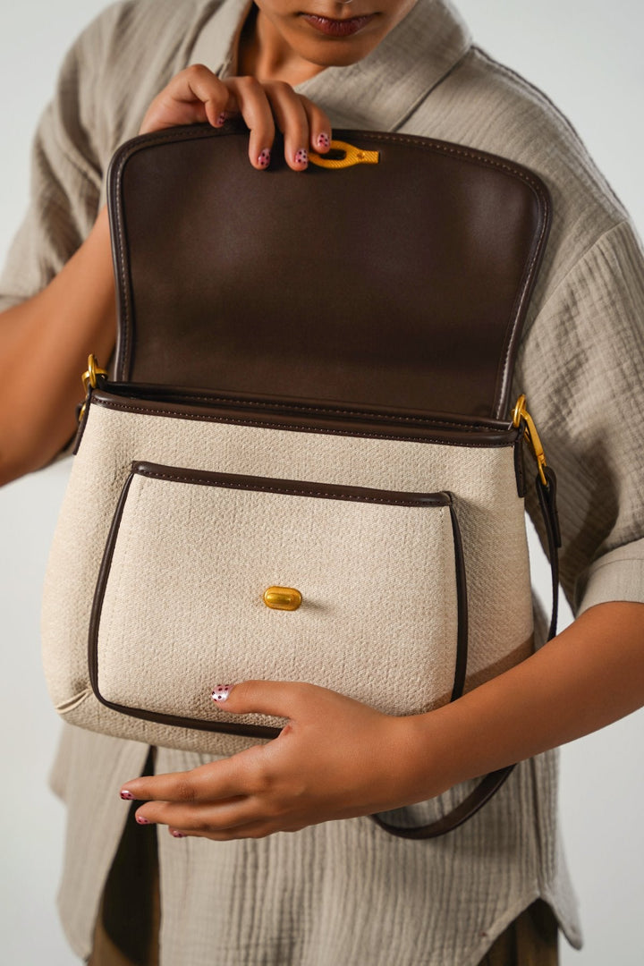 OFF WHITE PETRA SHOULDER BAG