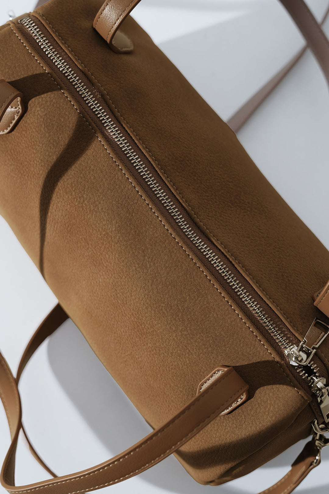 CROSSROADS SHOULDER BAG