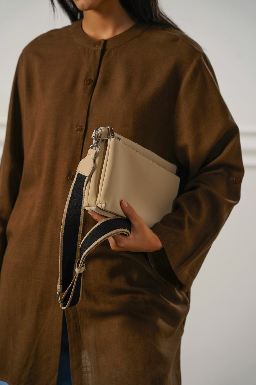 OFF WHITE VELVET PEACH CROSSBODY