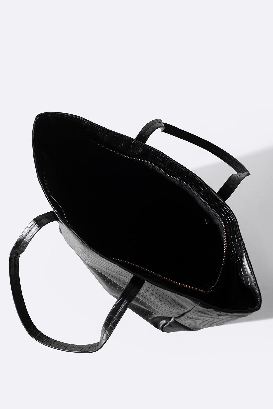 BLACK RAVELLO TOSS-IN TOTE