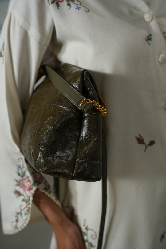 OLIVE CARMO EMBOSSED SHOULDER BAG