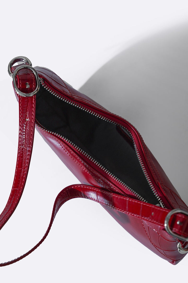 RED LARA SHOULDER BAG