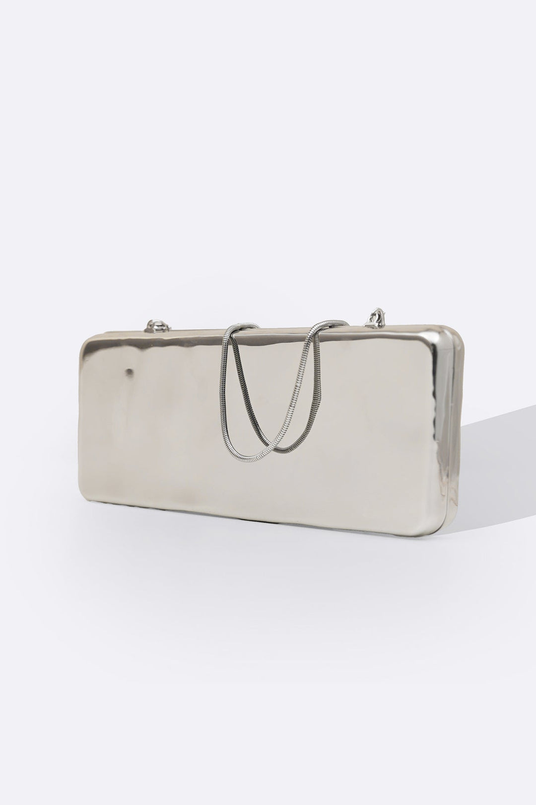 SILVER METALLIC NIGHT CLUTCH