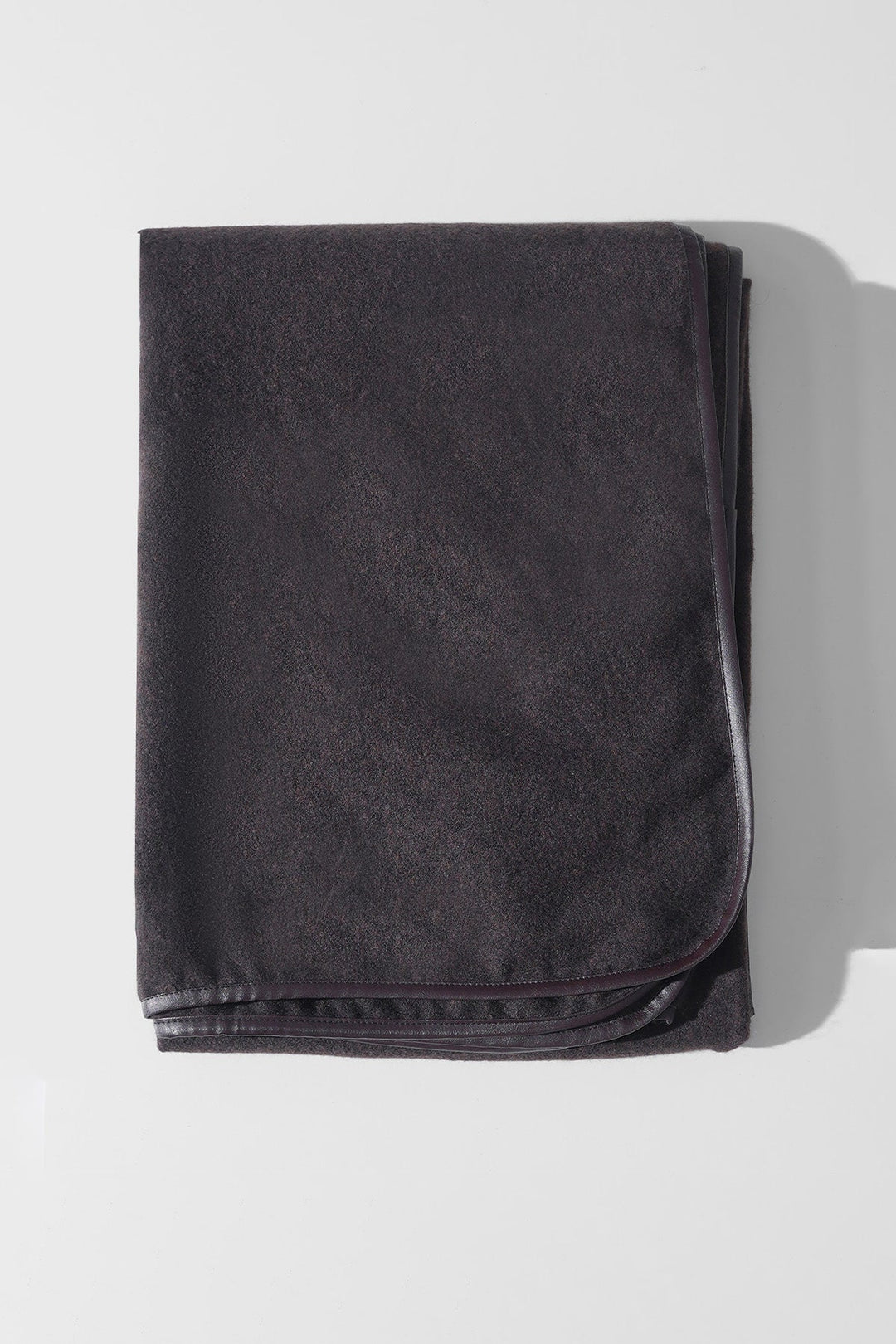 MOCHA EDGE LINED CAPE