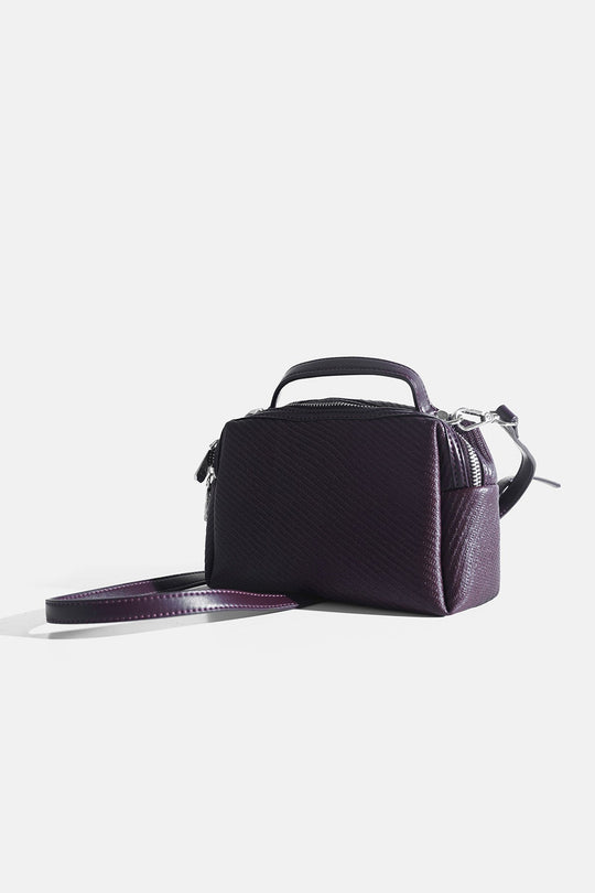 ESSENTIAL TOP HANDLE BAG