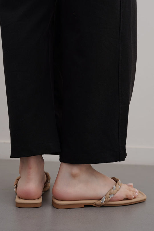 BEIGE BRAIDED FLIP FLOPS