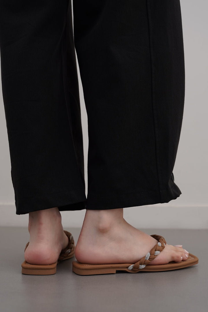 BROWN BRAIDED FLIP FLOPS