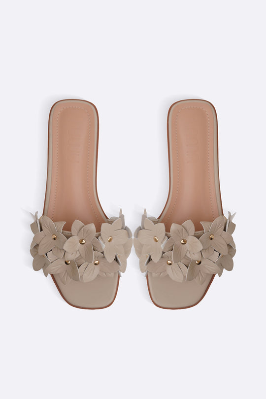 BEIGE EVERYDAY DAISY SLIDES