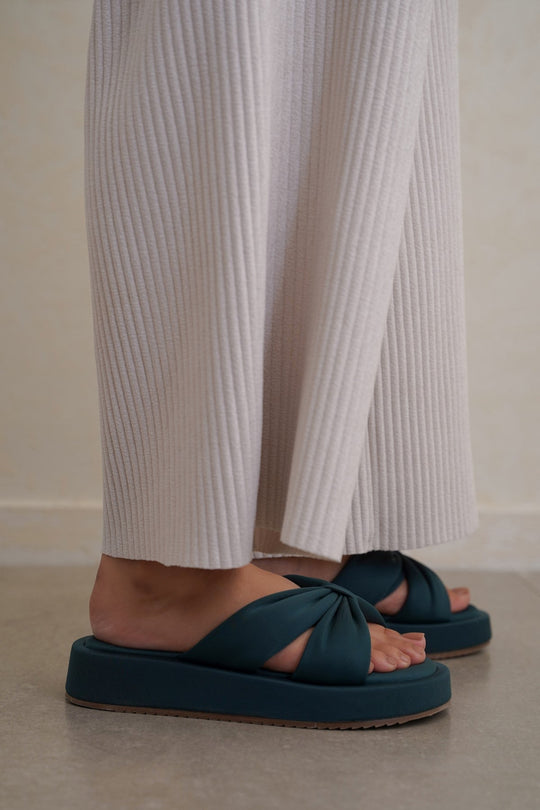 DARK GREEN BOW MAMA SLIDES