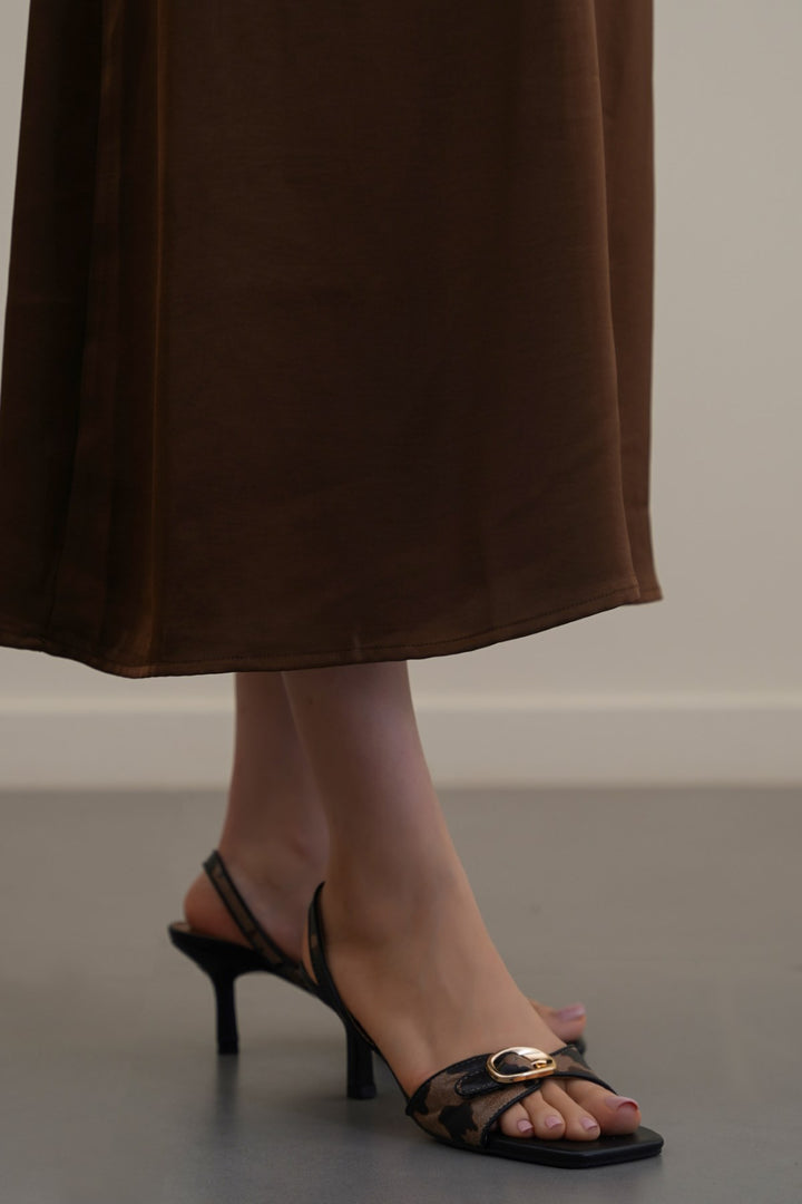 STUDIO SLINGBACK HEELS