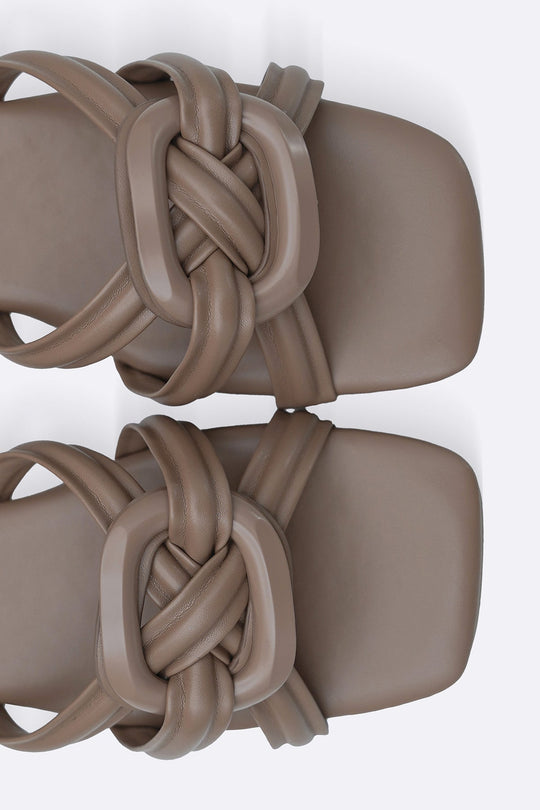LIGHT BEIGE SOFT EVERYDAY HEELS