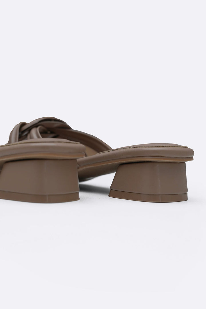 LIGHT BEIGE SOFT EVERYDAY HEELS