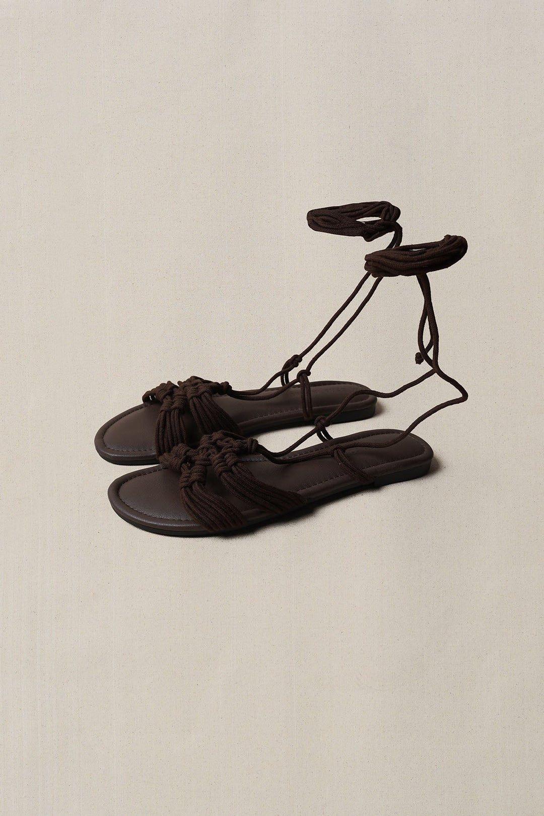 CHOCOLATE CAPRI WOVEN SLIDES