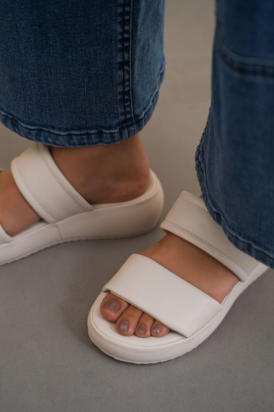 OFF WHITE MARSHMALLOW MAMA SLIDES