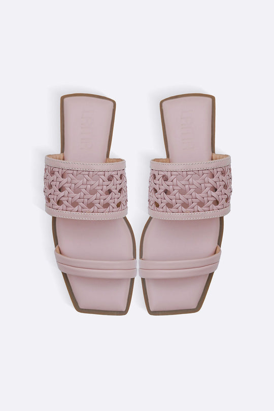 PINK SUMMER WEAVE SLIDES