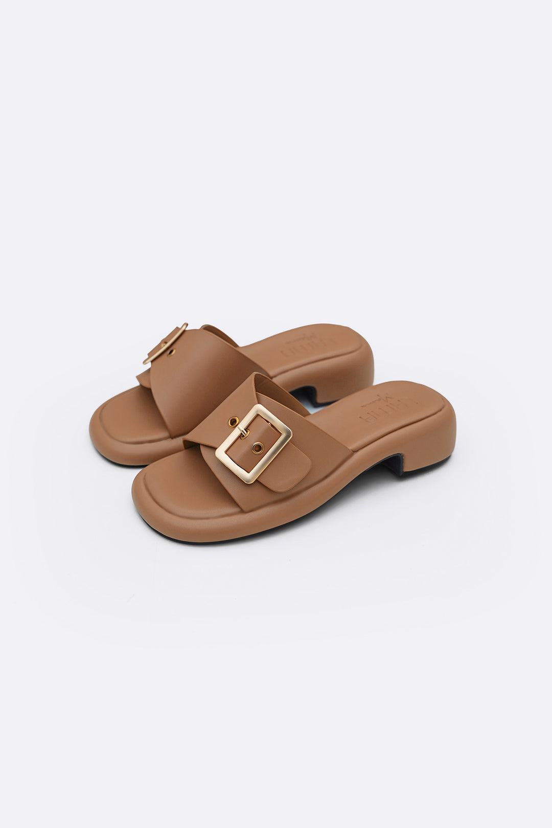 BUCKLE MAMA SLIDES