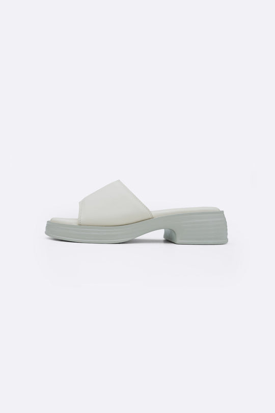 OFF WHITE COMFY EVERYDAY SLIDES
