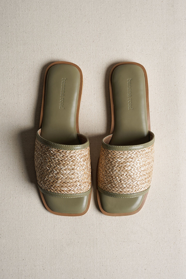 SAGE RAFFIA SLIDES