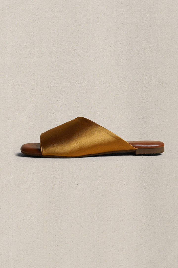 GOLD TAFFY SLIP ONS