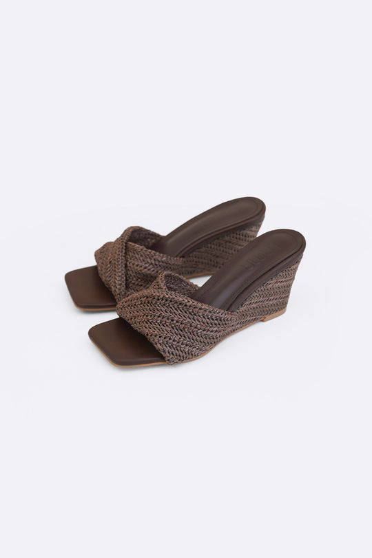 ISLA WOVEN WEDGES