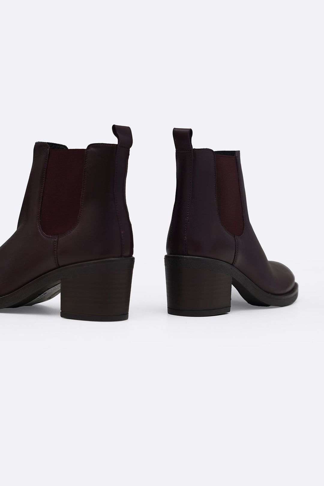 BURGUNDY BLOCK LEATHER BOOTS