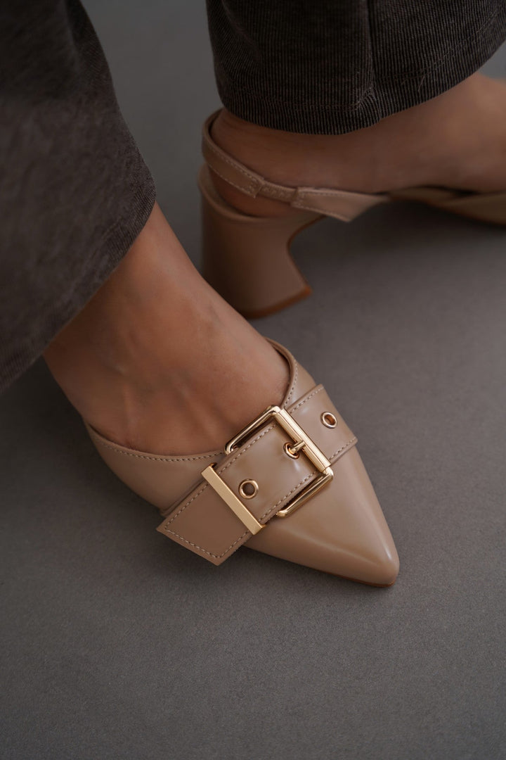 TAUPE GOLD BUCKLE BLOCKS