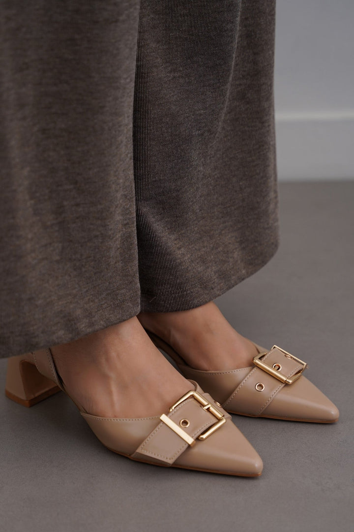 TAUPE GOLD BUCKLE BLOCKS