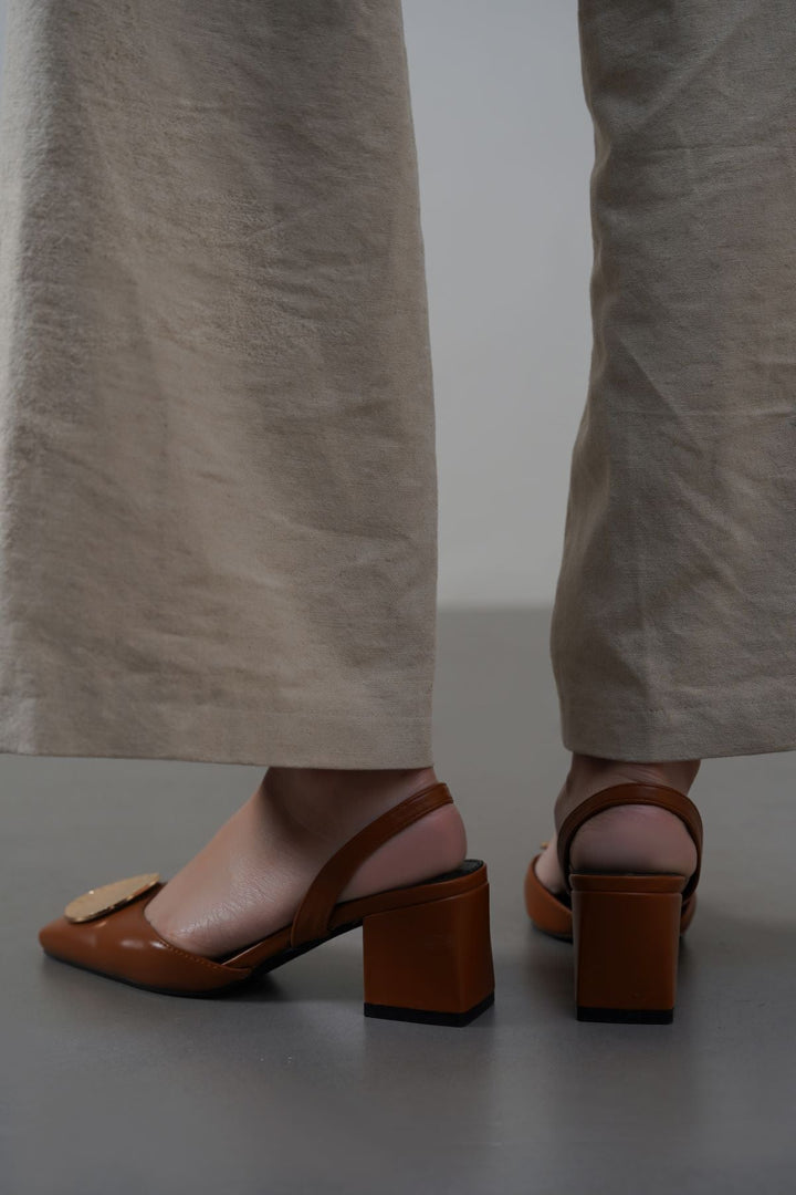 TAN SLINGBACK BLOCK HEELS