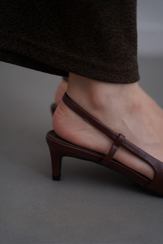 COFFEE NORA KITTY HEELS