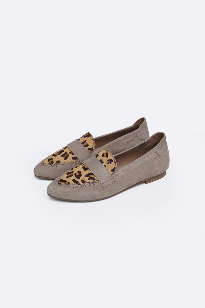 BEIGE JUNGLE LEATHER LOAFERS