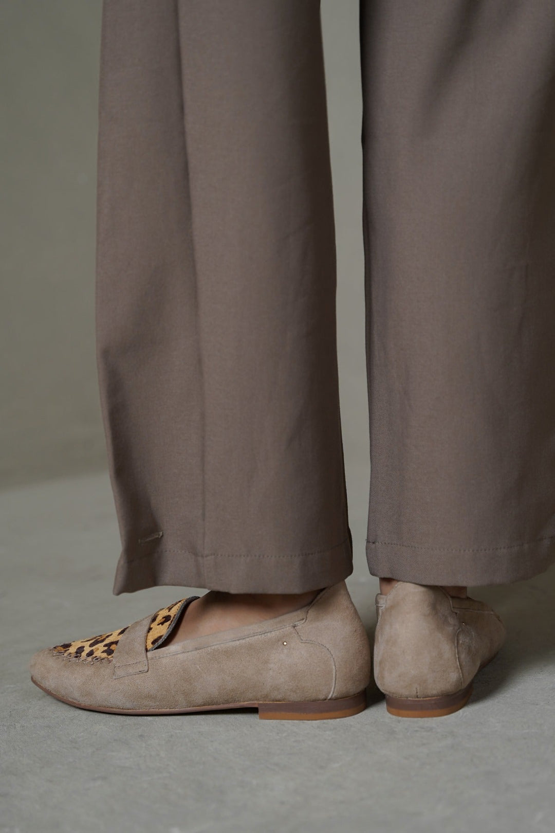BEIGE JUNGLE LEATHER LOAFERS
