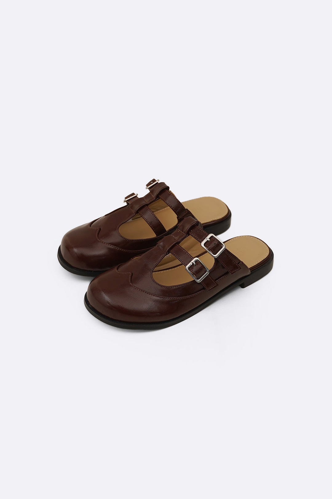 BURGUNDY BROGUE MULE CLOGS