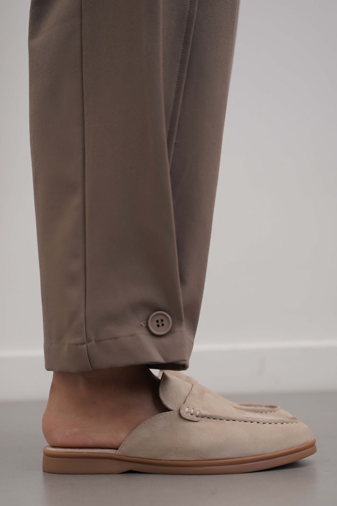 SAND SUEDE LEATHER MULES