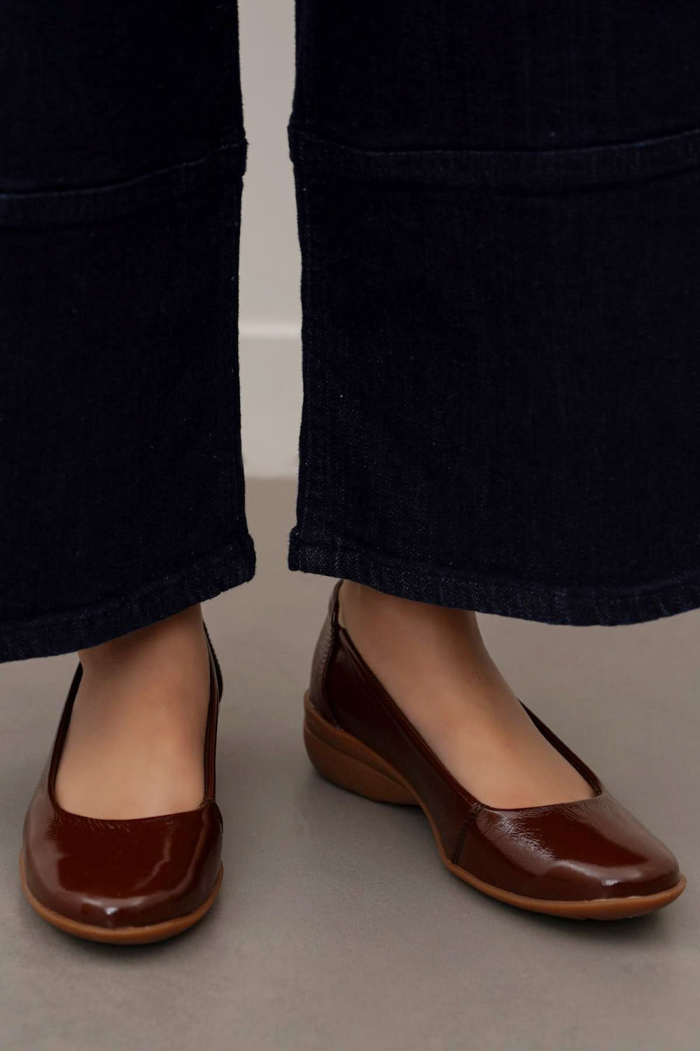 BROWN WRINKLE LEATHER PUMPS