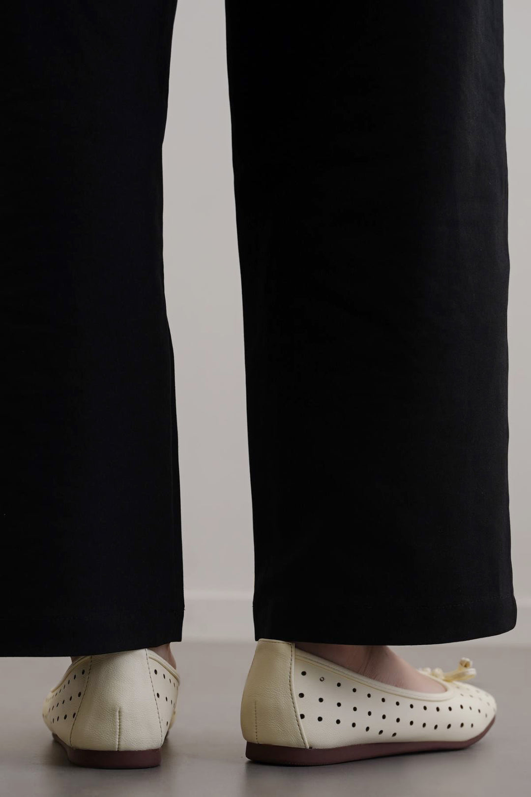 YELLOW BUBBLE MAMA PUMPS