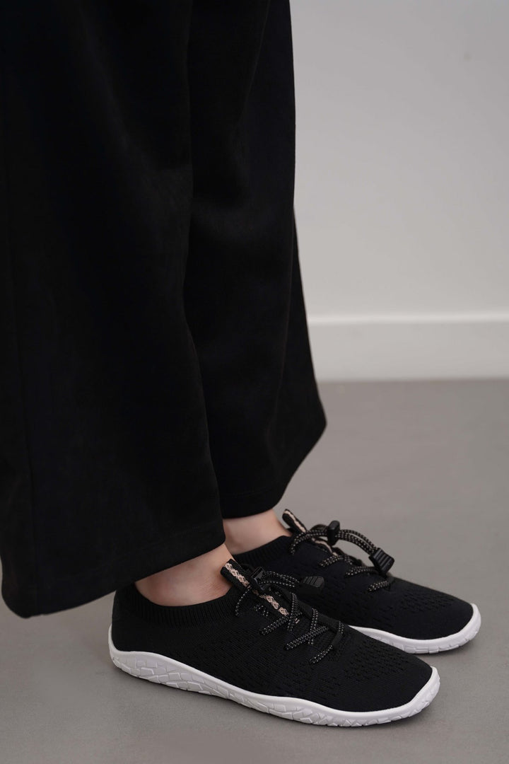 BLACK CITY WALKING SNEAKERS