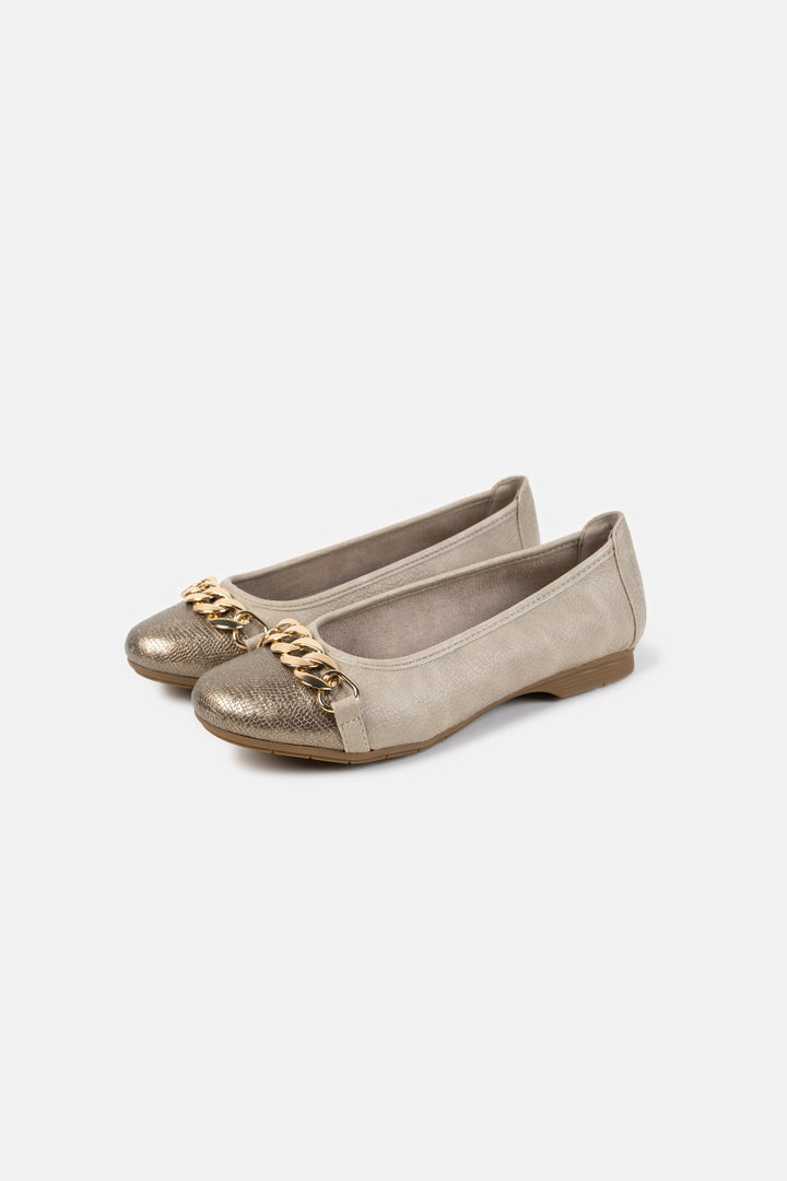 CHAIN PARTY PUMPS