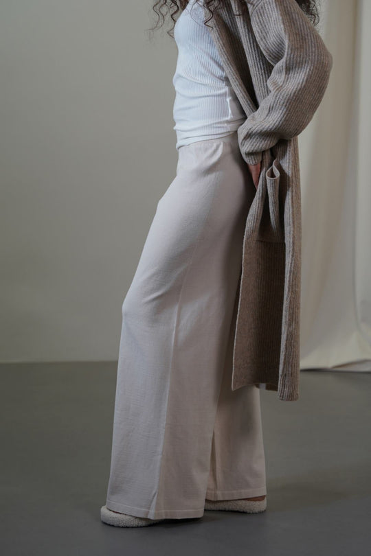 CREAM SOFT-KNIT STRAIGHT TROUSERS