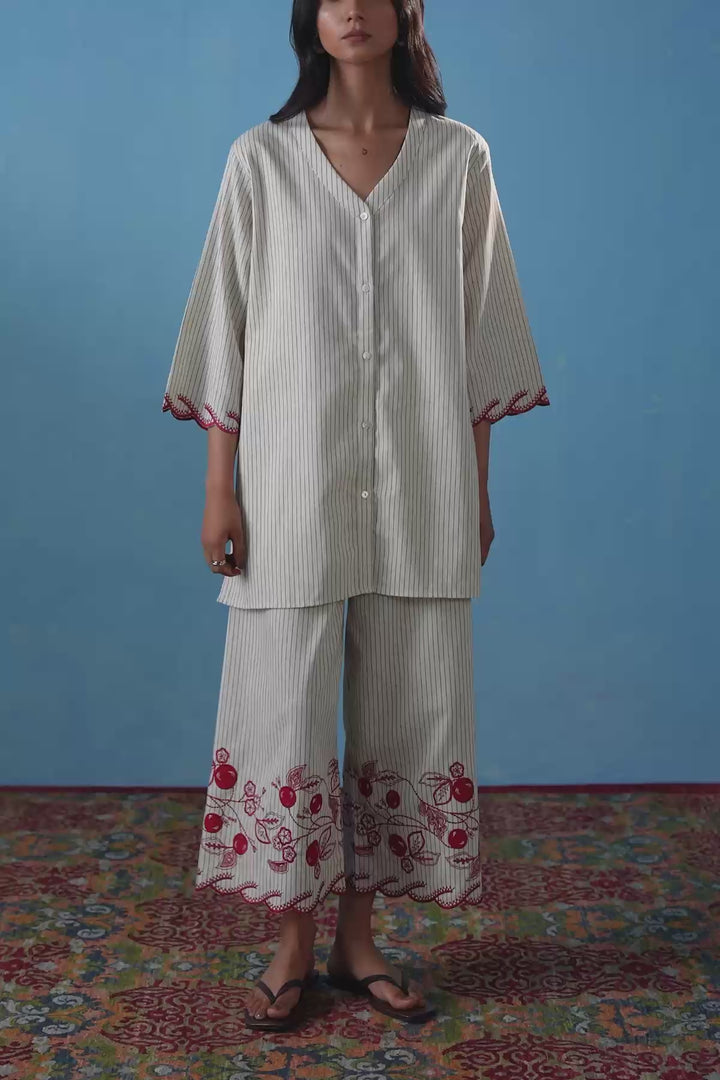 ECRU CHERRY STORY PINSTRIPE CULOTTES